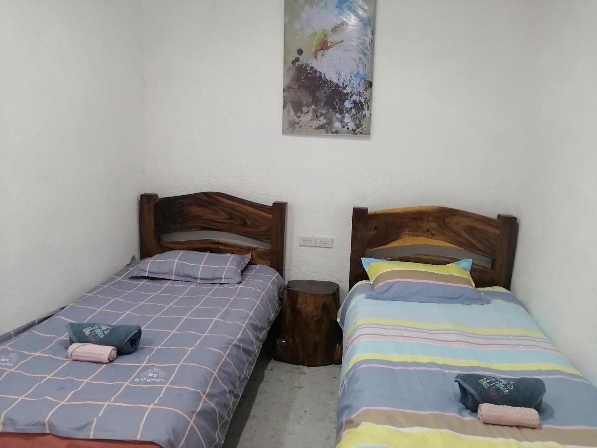 Panda Guest House コロン エクステリア 写真